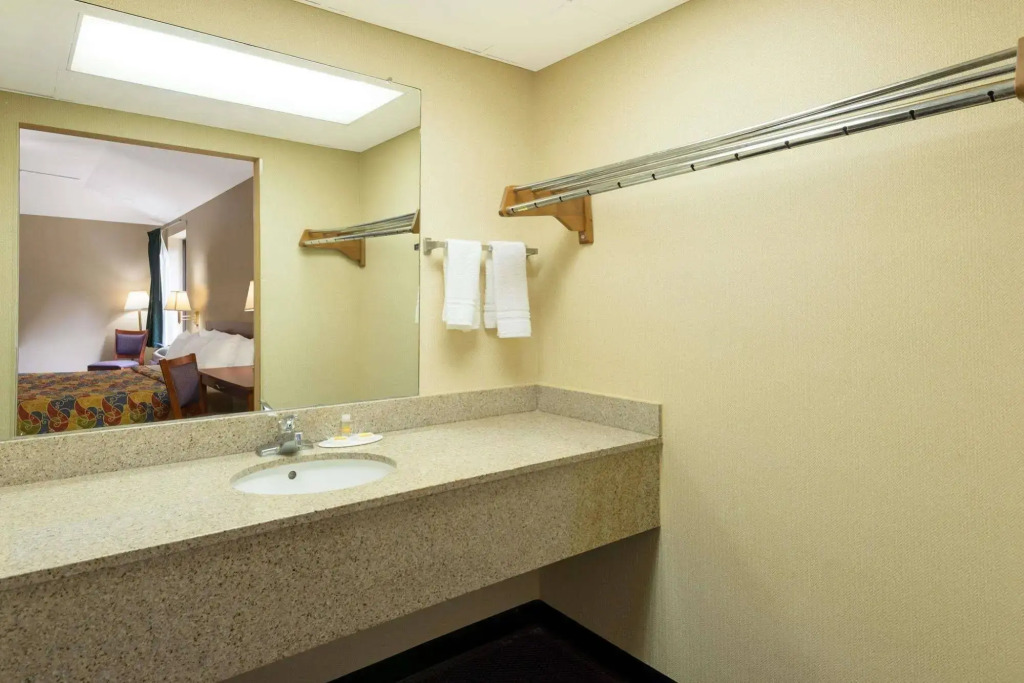 Knights Inn Elizabethtown