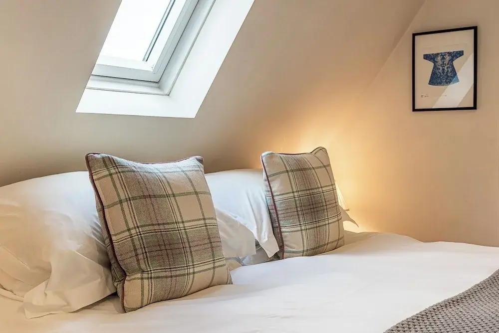 Lorne House Bed & Breakfast