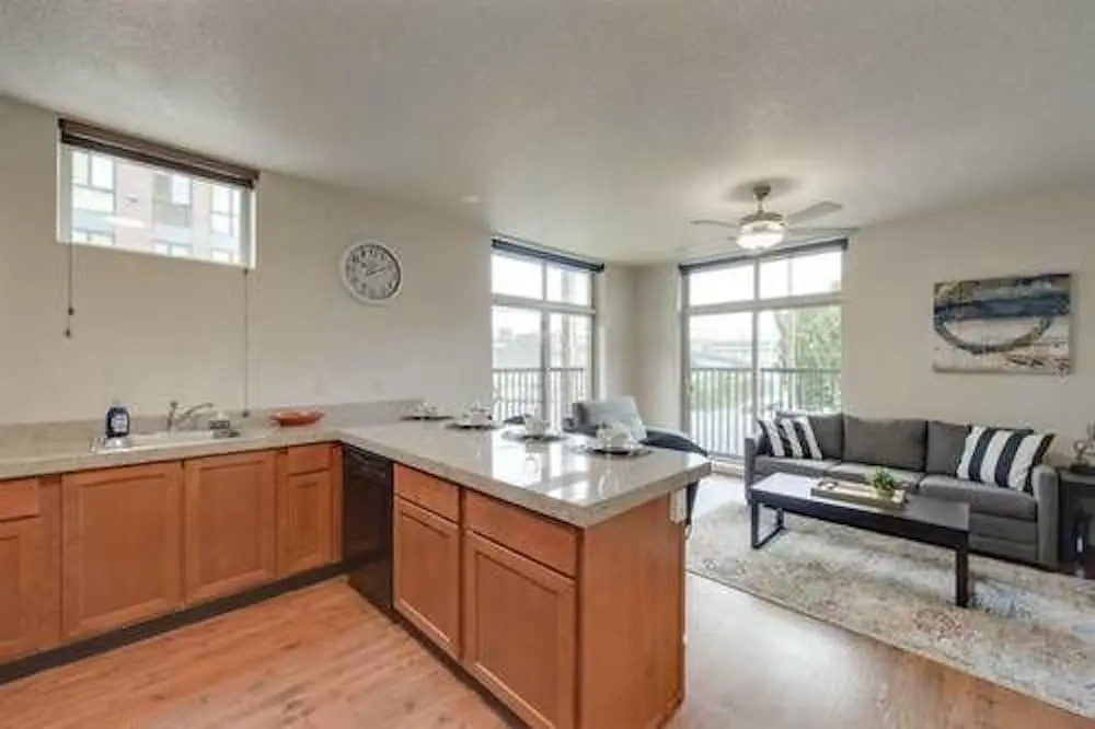 Portland Pettygrove 2BR Corporate Rentals