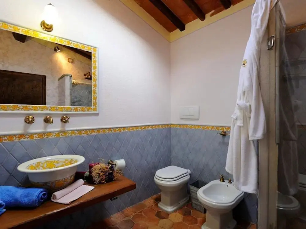 Tuscan Family Villa with Sauna