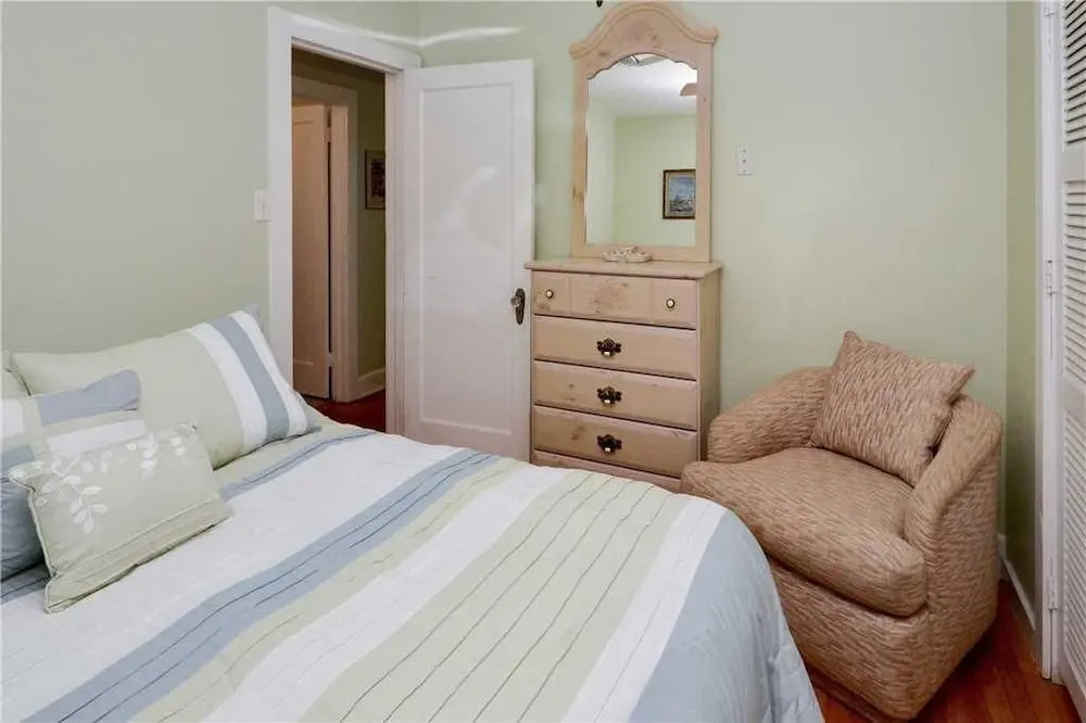Starfish Cottage - Two Bedroom Home