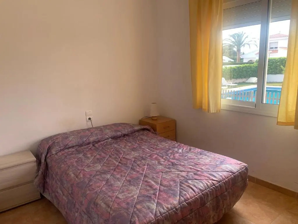 AME57 Preciosa Villa Con Piscina 10 pax
