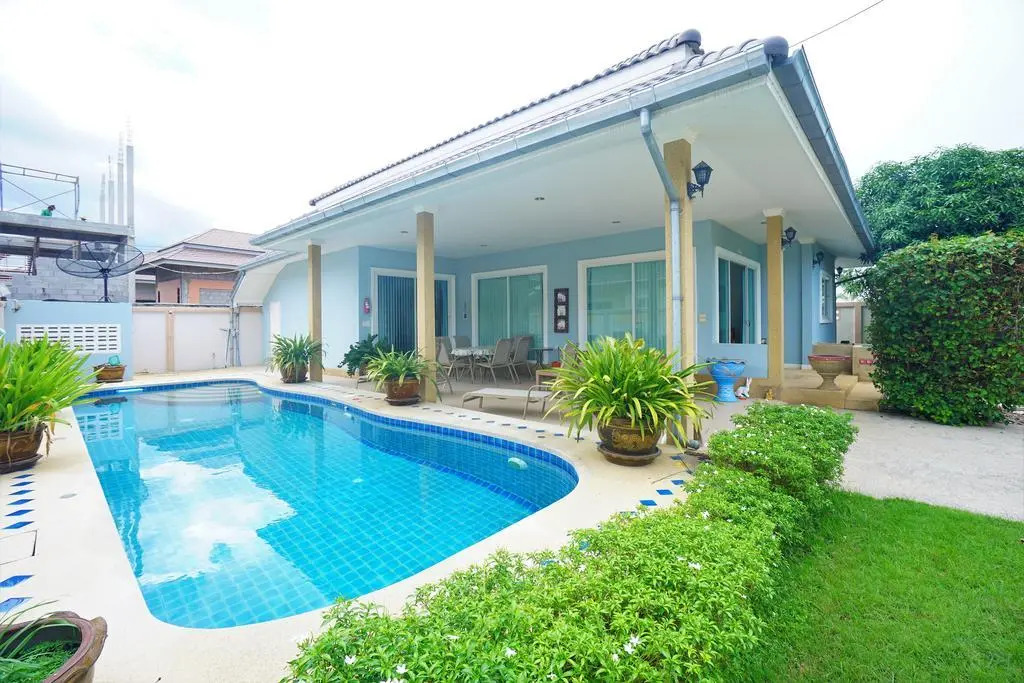 Blue Sky Pool Villa