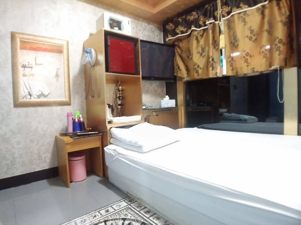 Benhur Motel Jongno