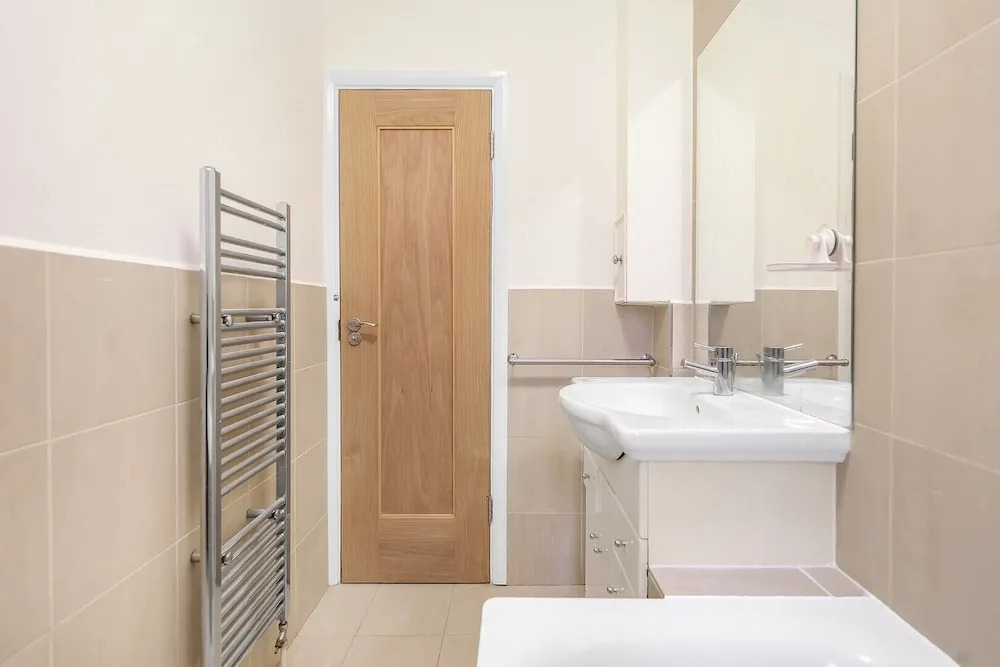Modern Garden Flat in Hampstead