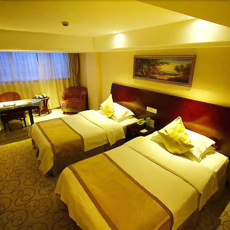 Jinlong Hotel
