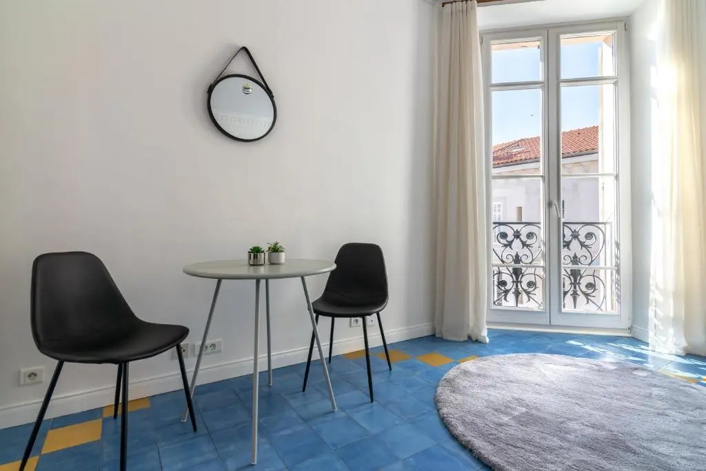La Guitare 32 - Nice, Modern Studio in Center of Cannes, Right Behind Grand Hotel