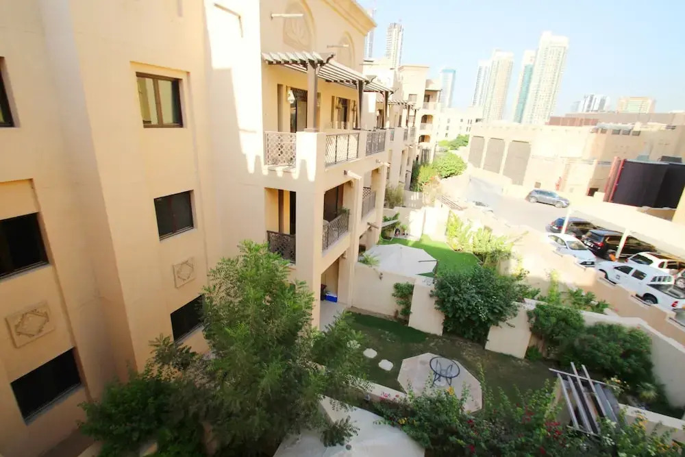 Kennedy Towers - Miska 3