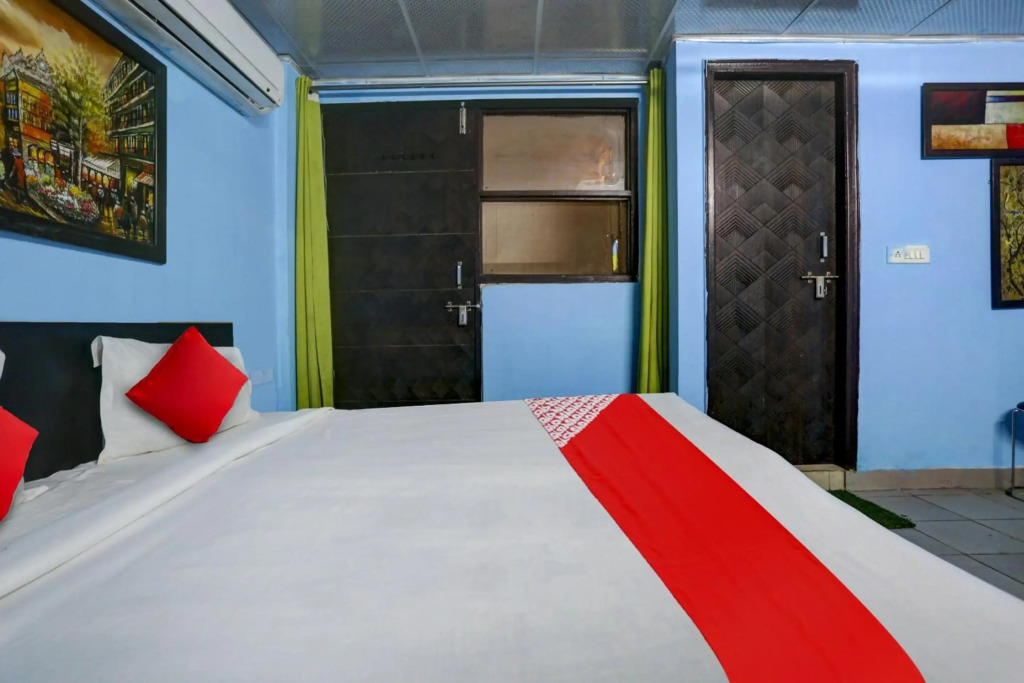OYO Flagship 80530 Golden Home Stay