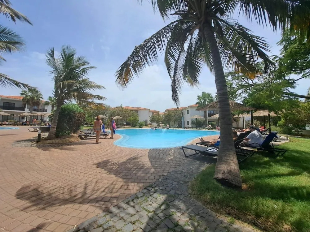 Tortuga Beach Apartment Oasis
