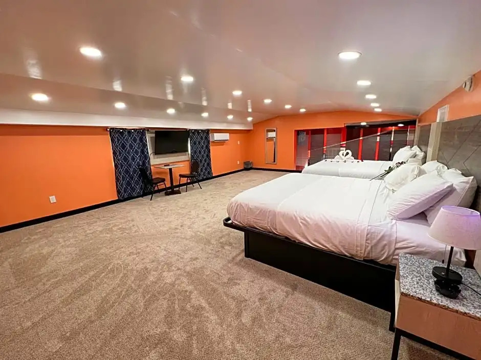 Hollywood Motel