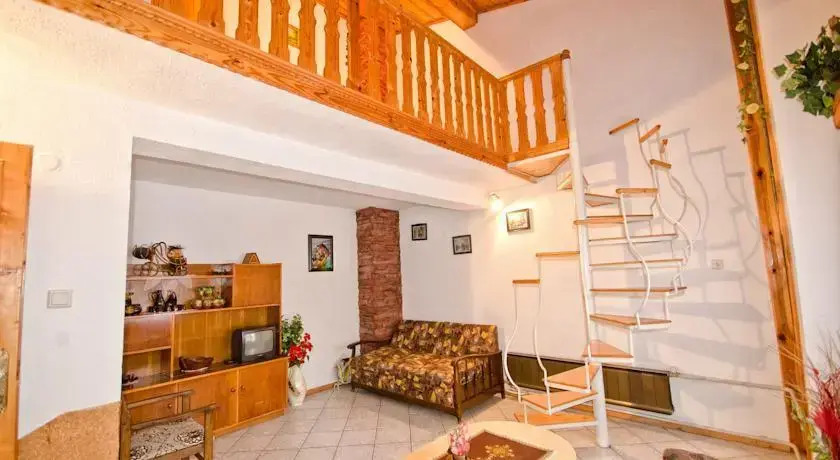 Palyongov Guest House