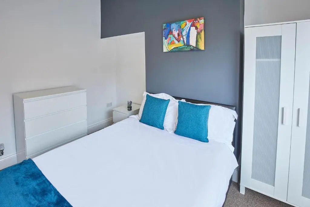 Host & Stay - Gresham House