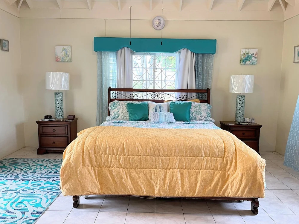 Yancey Largo Villa Perfect Jamaica Ironshore Getaway w Private Pool and Onsite Staff Services by RedAwning