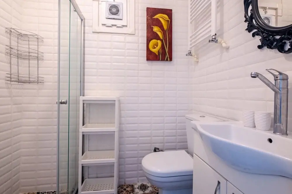 Central Flat Close to Shopping Malls in Sisli