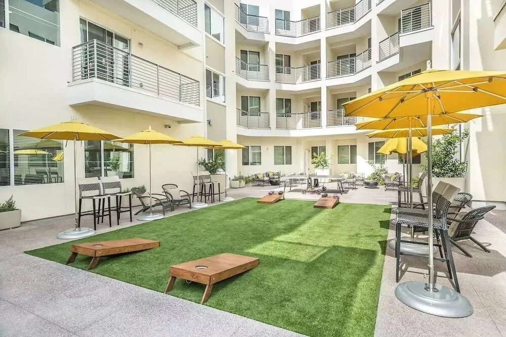 CozySuites at Vela Camelback