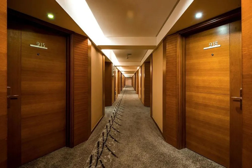 Zhongnan Sunshine Hotel