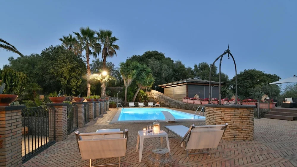 VILLA BIDDIZZA 10, Emma Villas