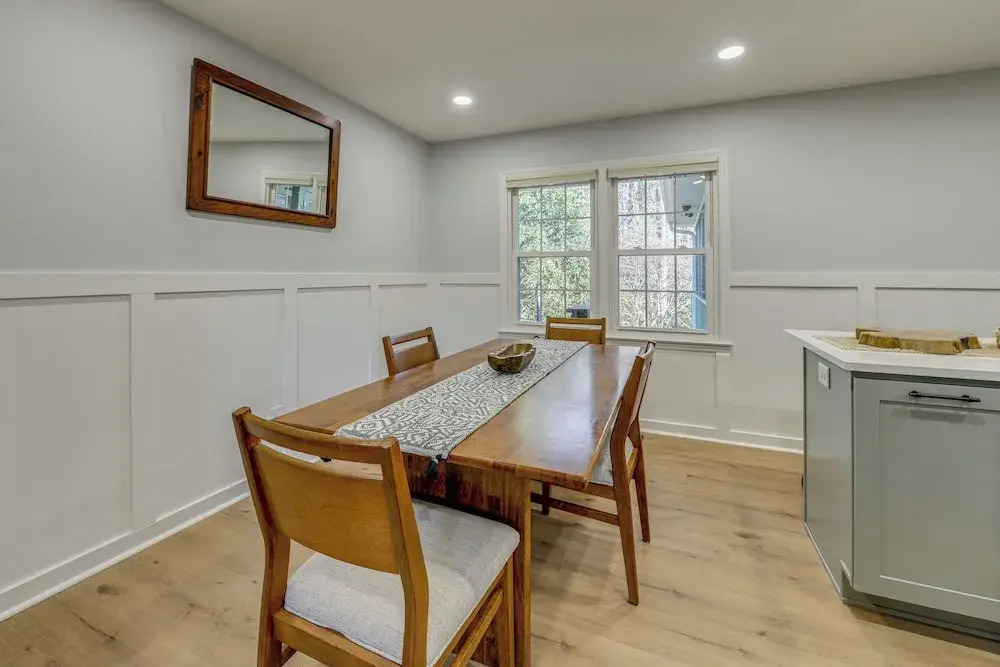 Home 1 Mi to Dtwn Cary! Easy Commute to Triangle