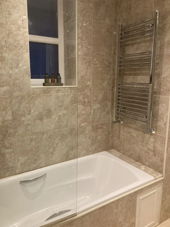 Stunning 4-bed House in Devon 10 Mins From Beach