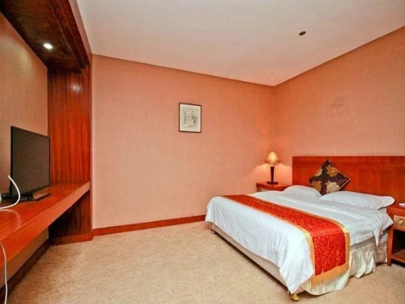 KMC Holiday Hotel