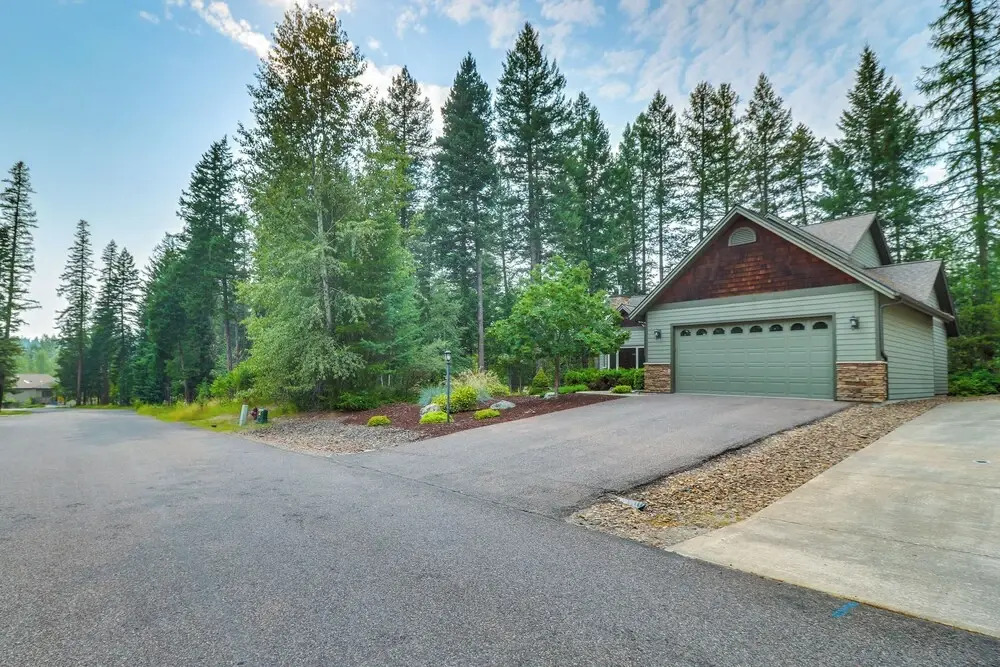 Pet-friendly Columbia Falls Home w/ Gas Grill!