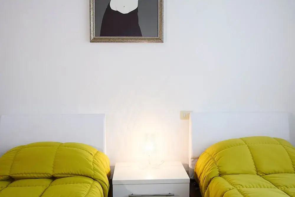 N12 Design Accomodation Alpha