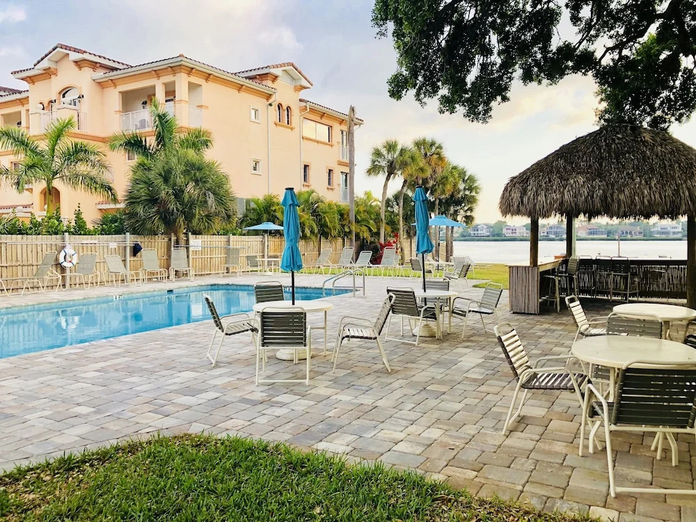 Sea Club II Unit 2A - 3 Br Cottage