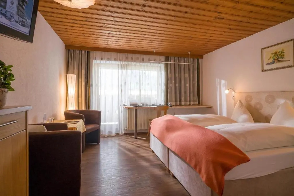 Hotel Eckartauerhof