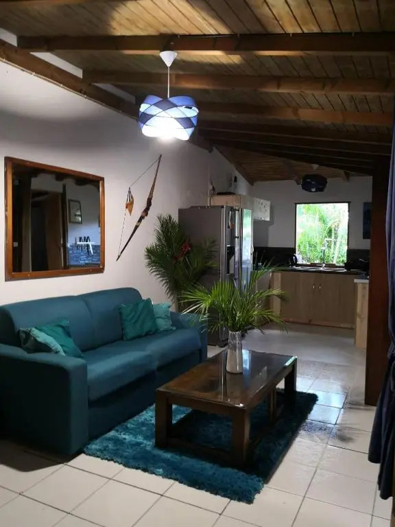 Cottage piscine, 3 chambres, 5 min plage, BBQ