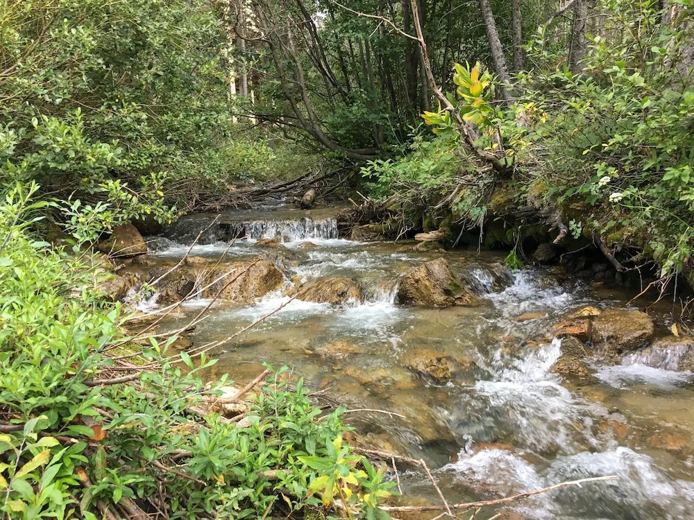 Updated Mountainside With Hot Tub 2 Bedroom Condo