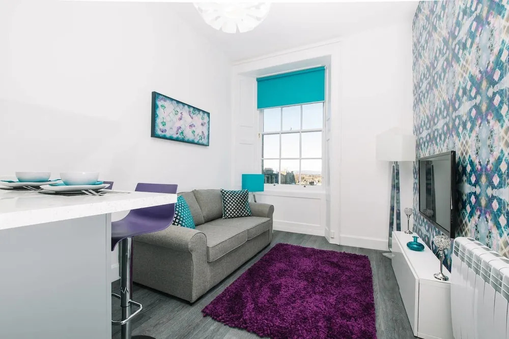 Picardy Place Apartment