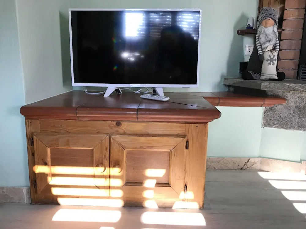 Apartment with 2 Bedrooms in Perledo, with Wonderful Lake View, Furnished Terrace And Wifi - 8 Km From the Beach