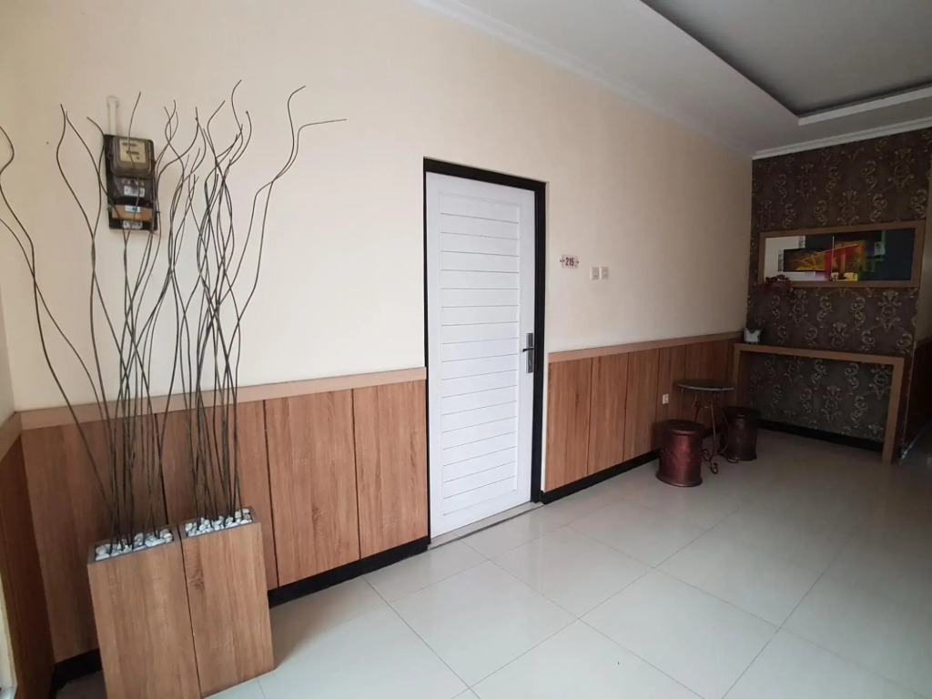 La Derra Hotel
