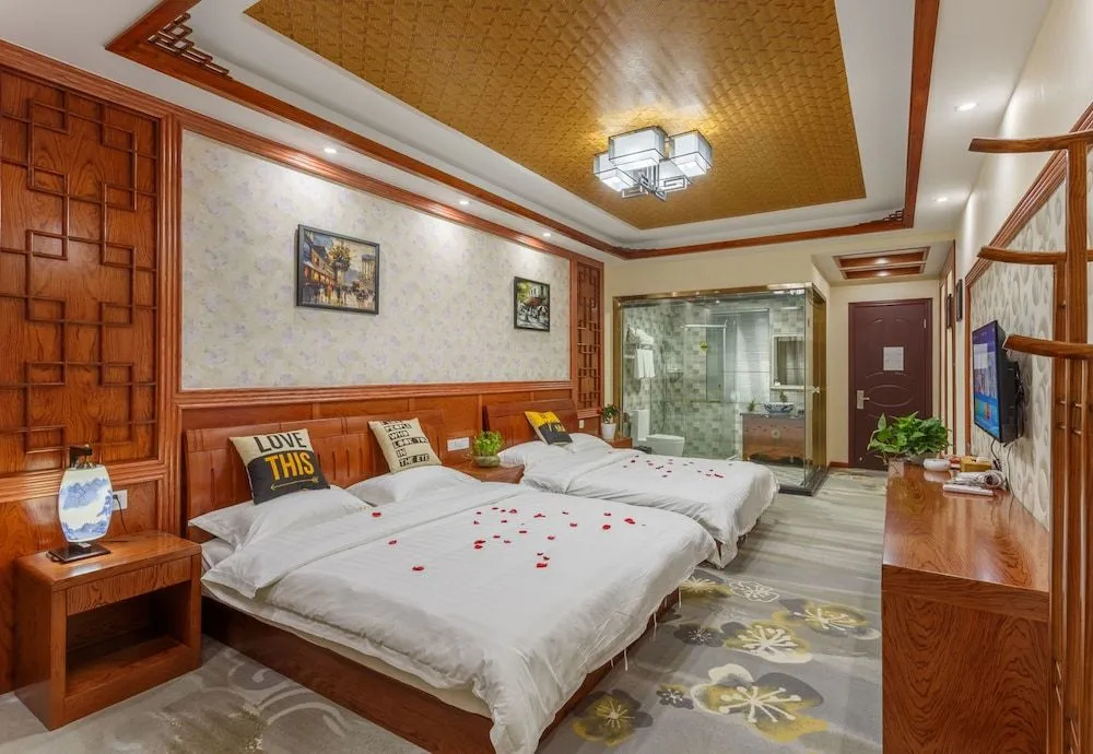 Wuzhen Hundred paces Boutique Hotel