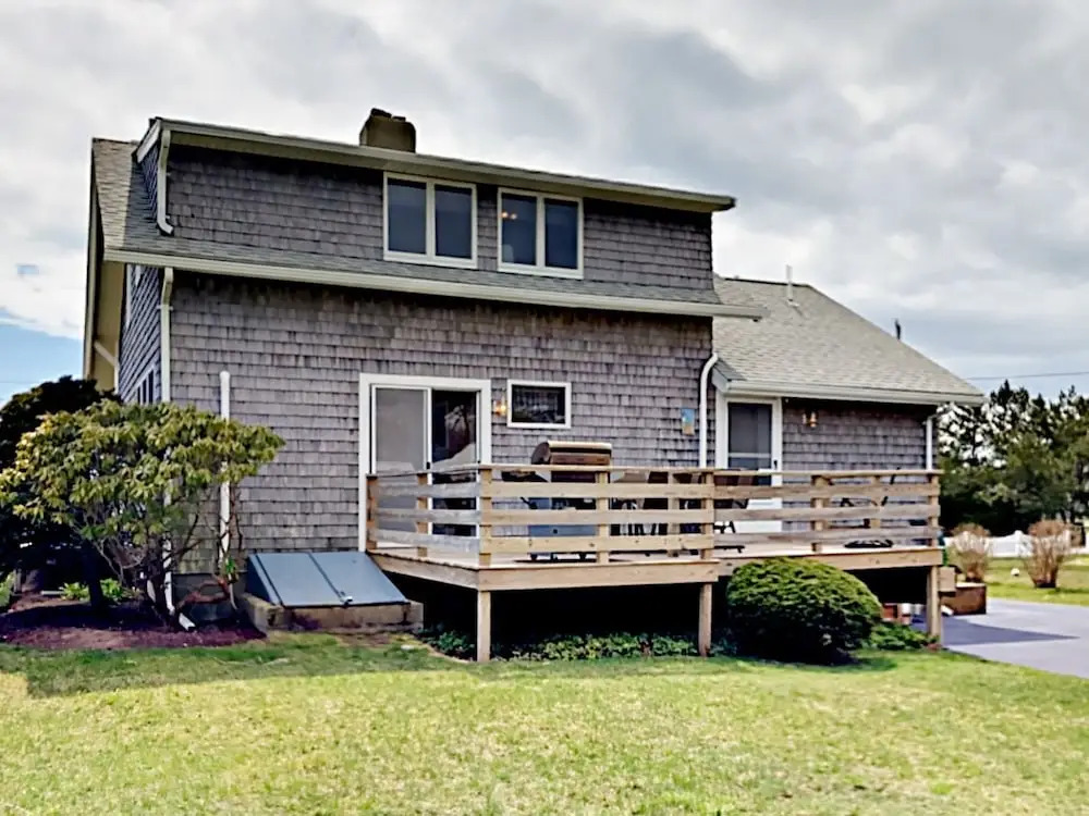 Charming Ocean View Beach House 4 Bedroom Home