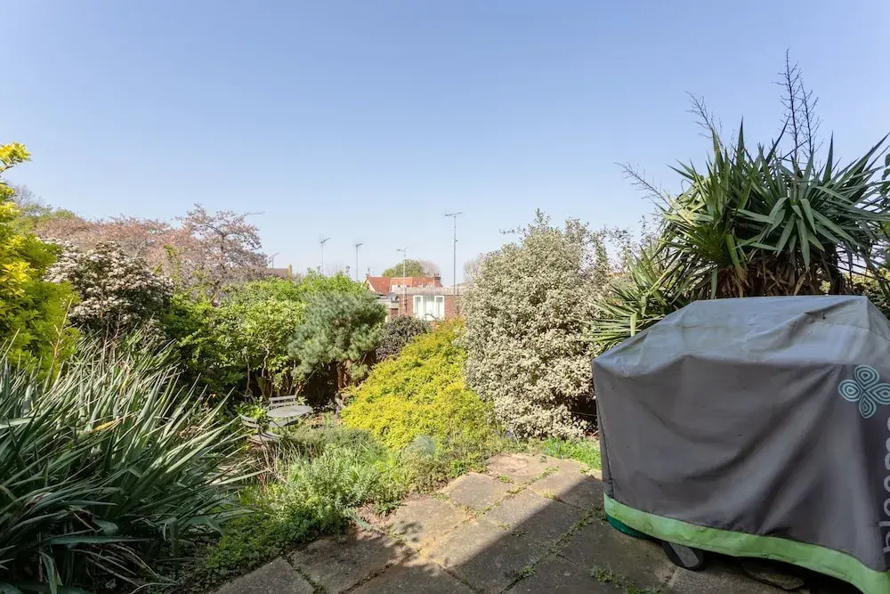 Amazing 2 Bedroom House in Putney