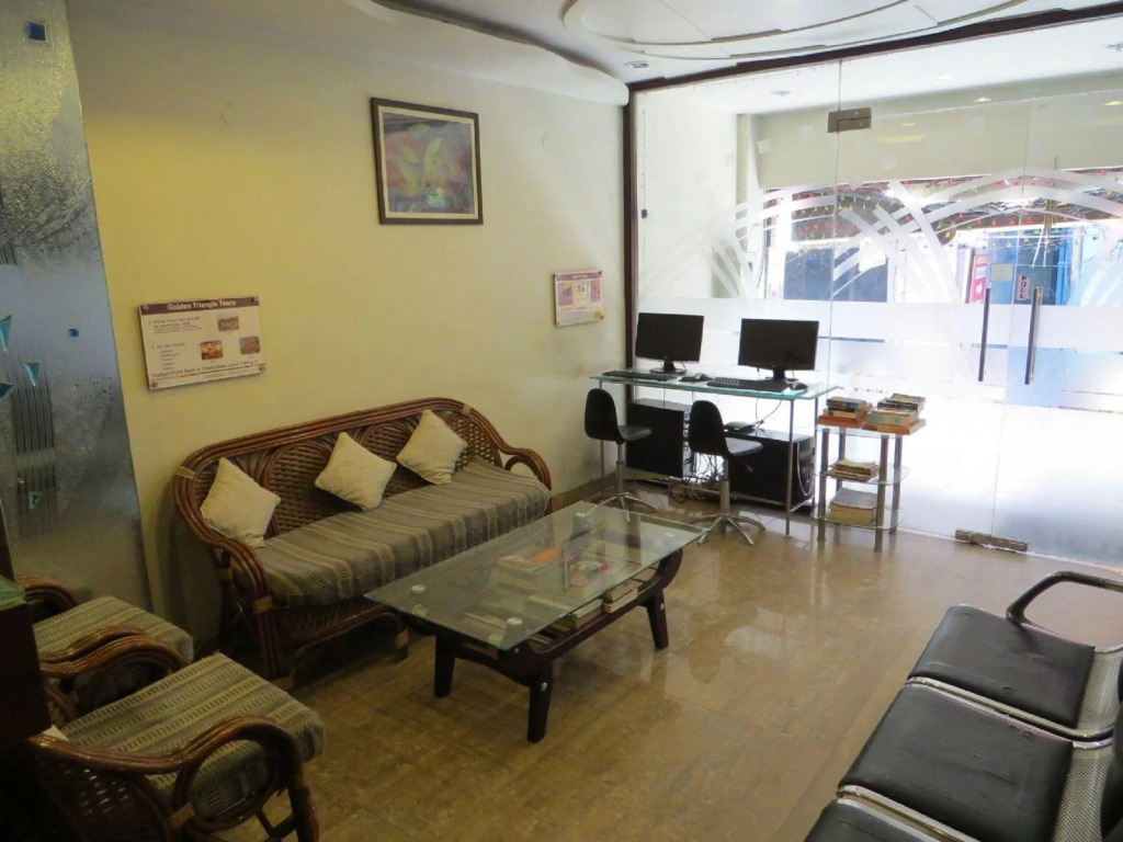 Smyle Inn - Best Budget Hotel near New Delhi Train Station
