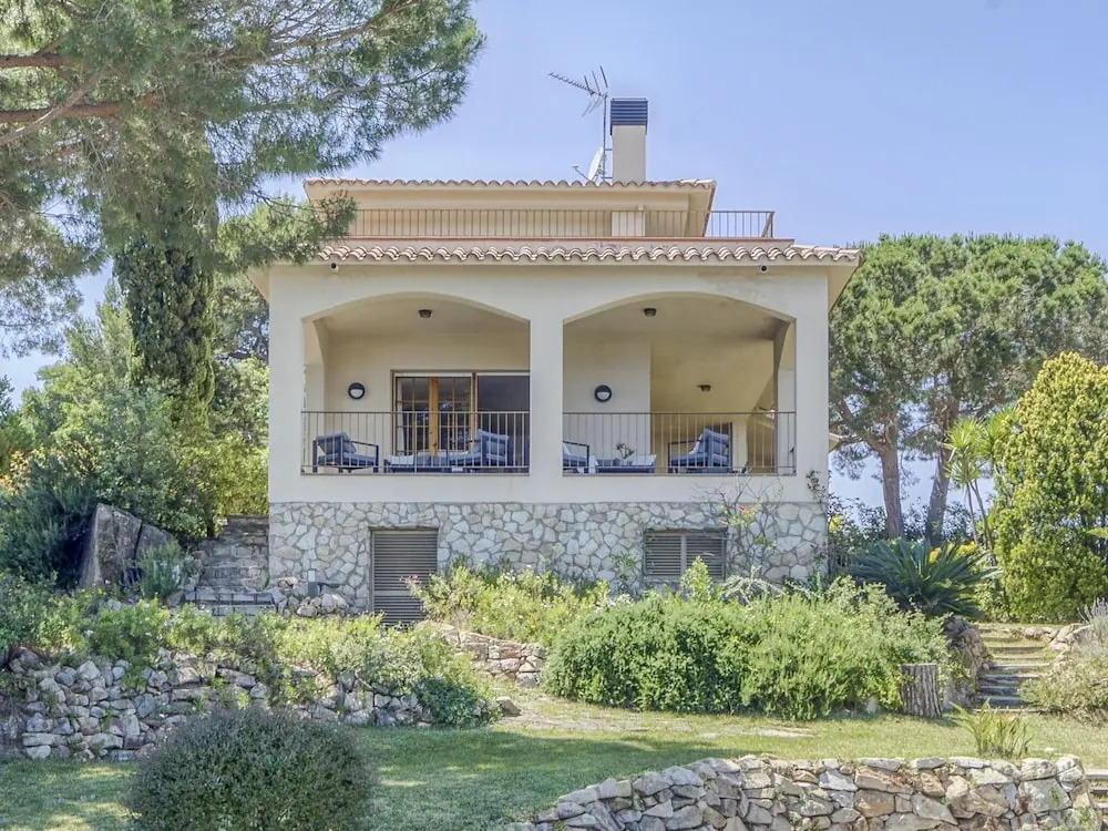 Villa in Arenys de Mar with Sea View