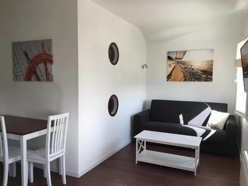 Les Suites de lAlvertonne