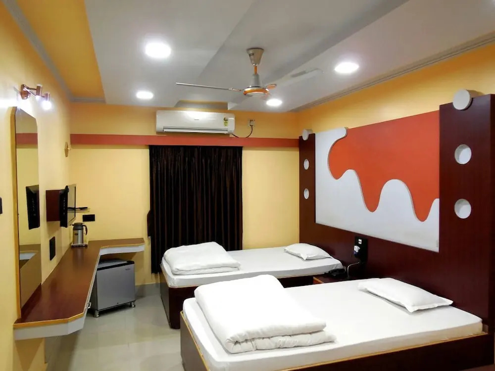 Hotel Samrat