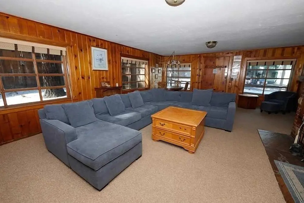 3664 Birch Avenue 5 Bedroom Cabin by RedAwning