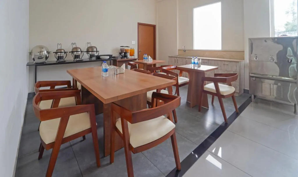 Itsy Hotels Avani Stays, Vyttila, Kochi