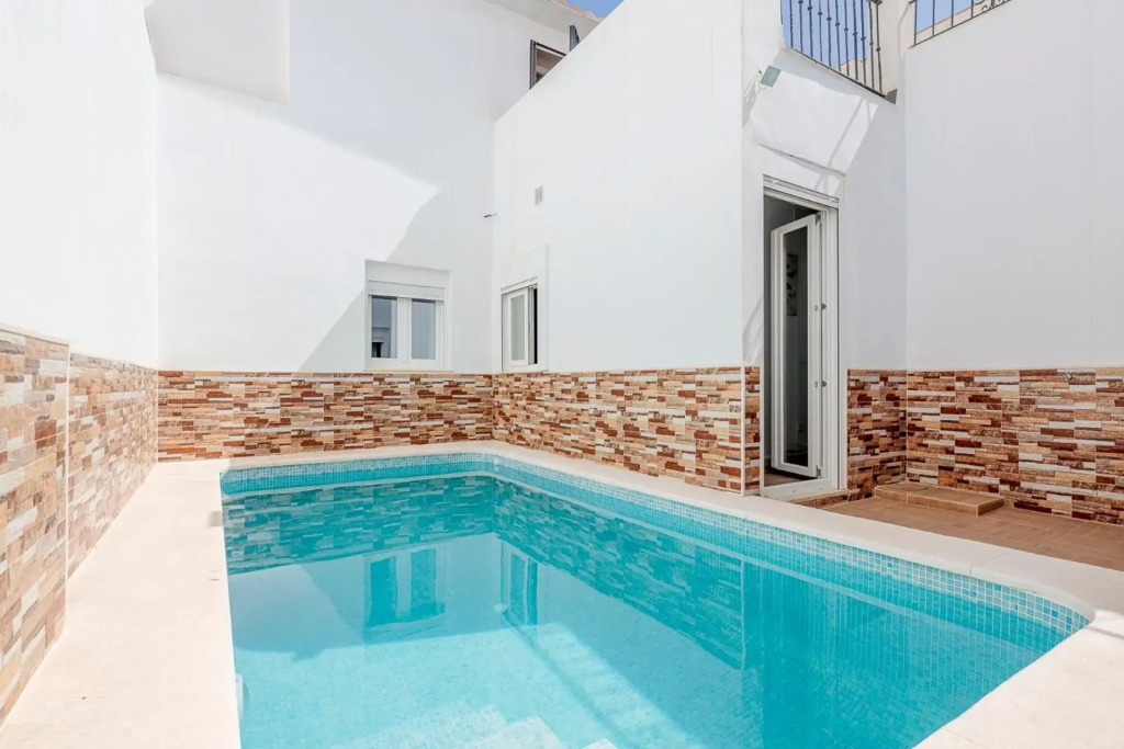 Camas casa a 5 min de Sevilla com piscina
