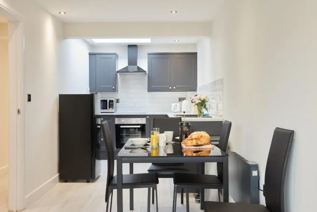 Wolfscote Apartment