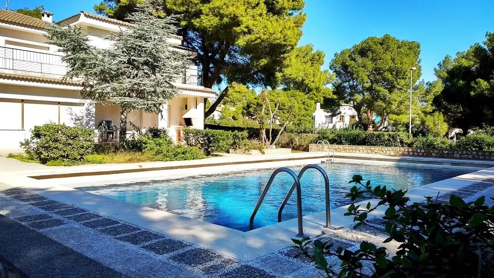 Villa Yate