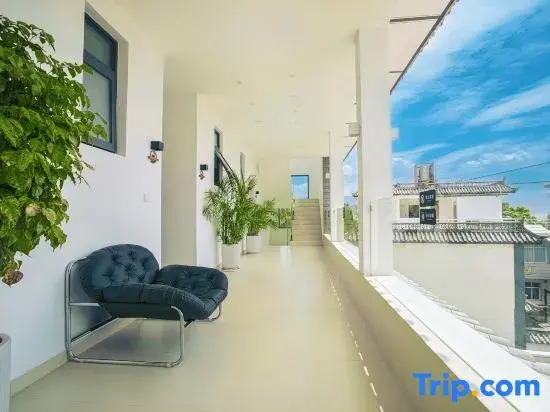 Yunpan Banzo Lakeside Courtyard Hidden Villa (Dali Erhai S-bay Ecological Corridor Branch)