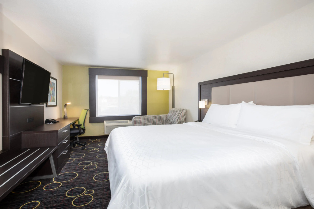 Holiday Inn Express & Suites Tucumcari by IHG