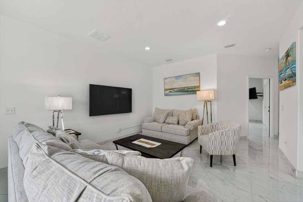 Panama City 3br Canalfront Retreat 3 Bedroom Duplex