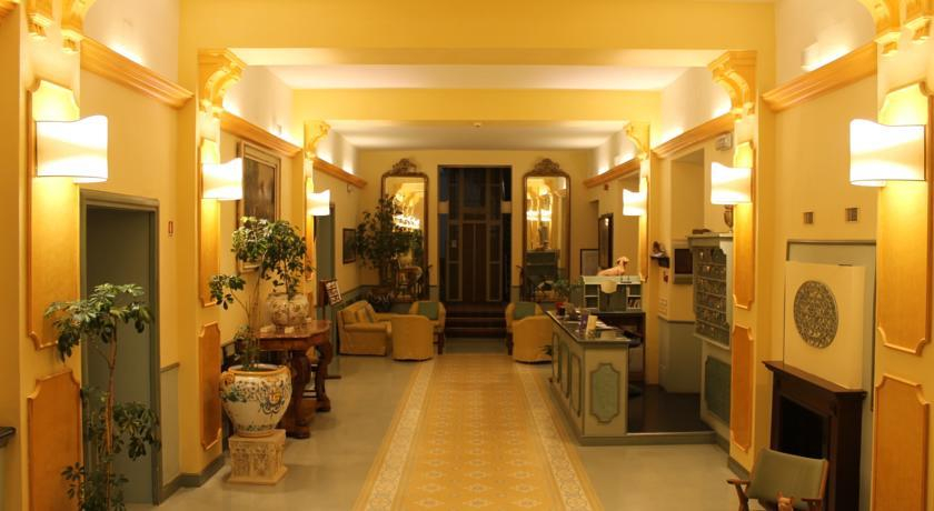 Hotel Croce di Savoia